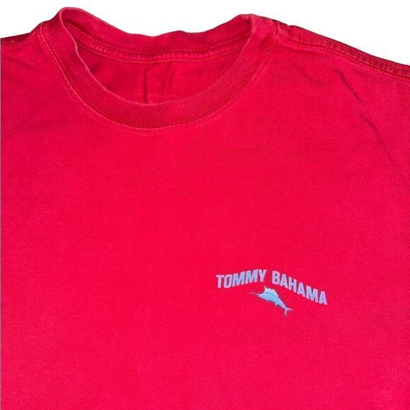 Tommy Bahama Red "Download Complete" Beer Pour Tee Shirt - Size Medium - Picture 4 of 6